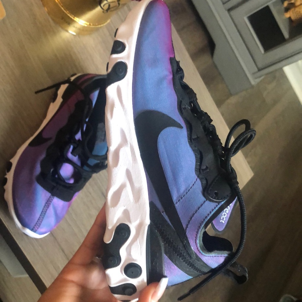 Nike Women’s React Element 55 Premium - image 4